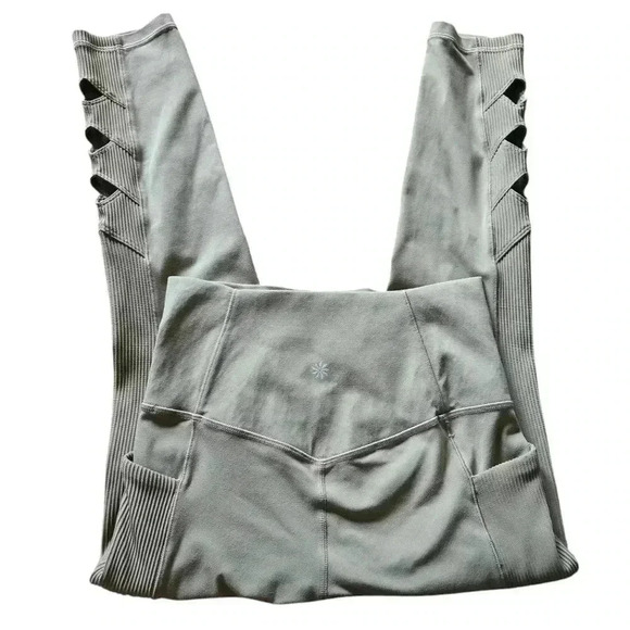 Athleta Salutation Stash Pocket II Cutout 7/8 Leggings Olive Green Sz XS #018 - Picture 4 of 6